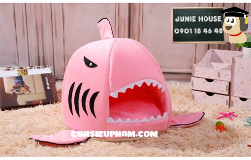 Junie House chuyên cung cấp quần áo, phụ kiện cho thú cưng: Trang phục superman, cướp biển, minions, nệm hình cá mập cho chó mèo | 0901.18.46.48
