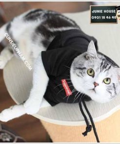 Junie House chuyên cung cấp quần áo cho chó, quần áo chó mèo, đồ chơi cho chó mèo, áo supreme đen cho chó mèo.. Hotline 0901 18 46 48